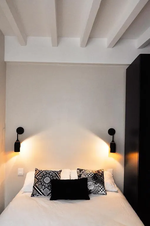 شقة Duplex De Charme Au Coeur De Montmartre *