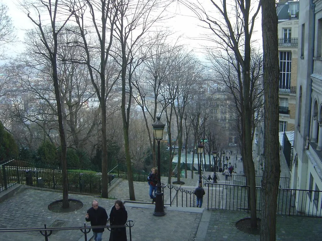 Duplex De Charme Au Coeur De Montmartre *