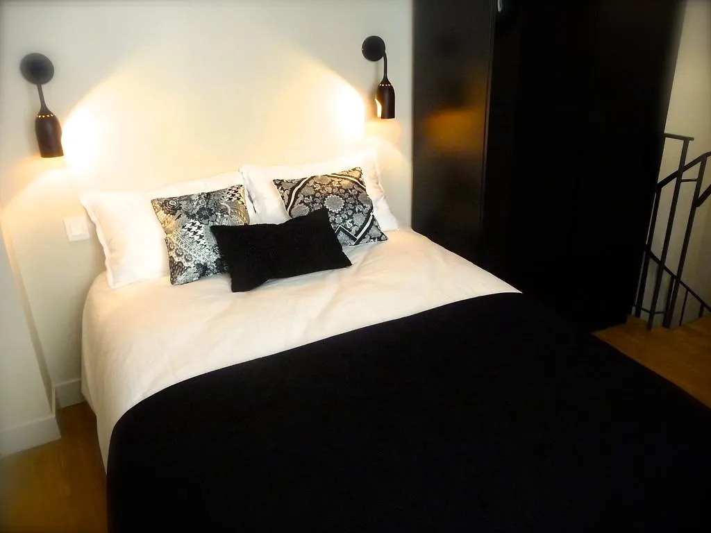 דירה Duplex De Charme Au Coeur De Montmartre *